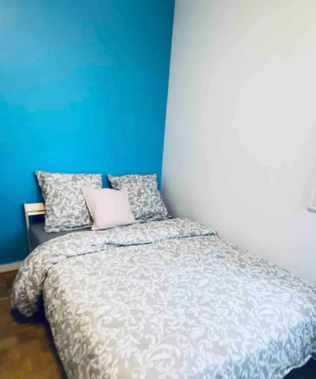 Modern 2 Bedroom Apartment Near Paris Metro, Giant Flat Screen Tv 85 Inches, Balcony, Free Parking Ivry-sur-Seine Zewnętrze zdjęcie